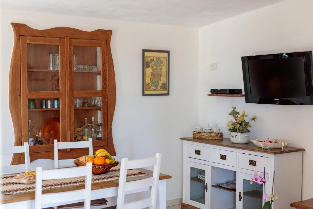 Tiria House Bosa - Casa Vacanze Eksteriør billede